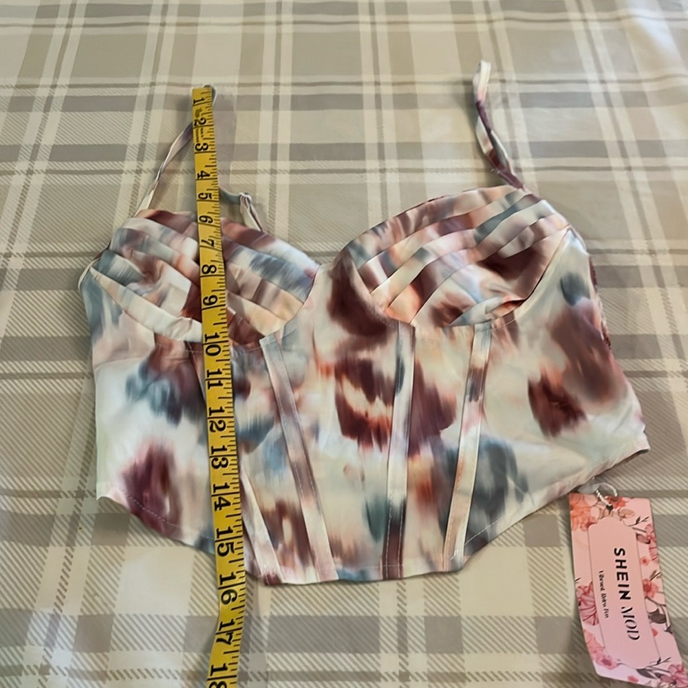 SHEIN MOD SUMMER PRINT TOP- ELASTIC BACK-ADJUSTABLE STRAPS